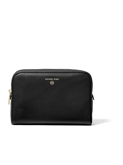 kleine kosmetiktasche michael kors|Jet Set Medium Recycled Nylon Travel Pouch .